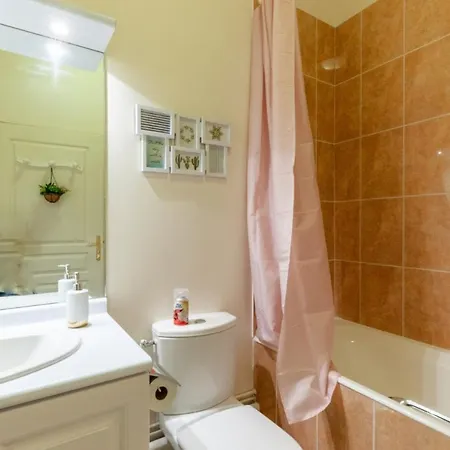 Appartement Warm 100m From Place Morny And Port Deauville