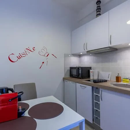 Warm 100m From Place Morny And Port Appartement Deauville